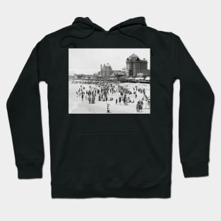 Atlantic City Beach & Boardwalk, 1910. Vintage Photo Hoodie